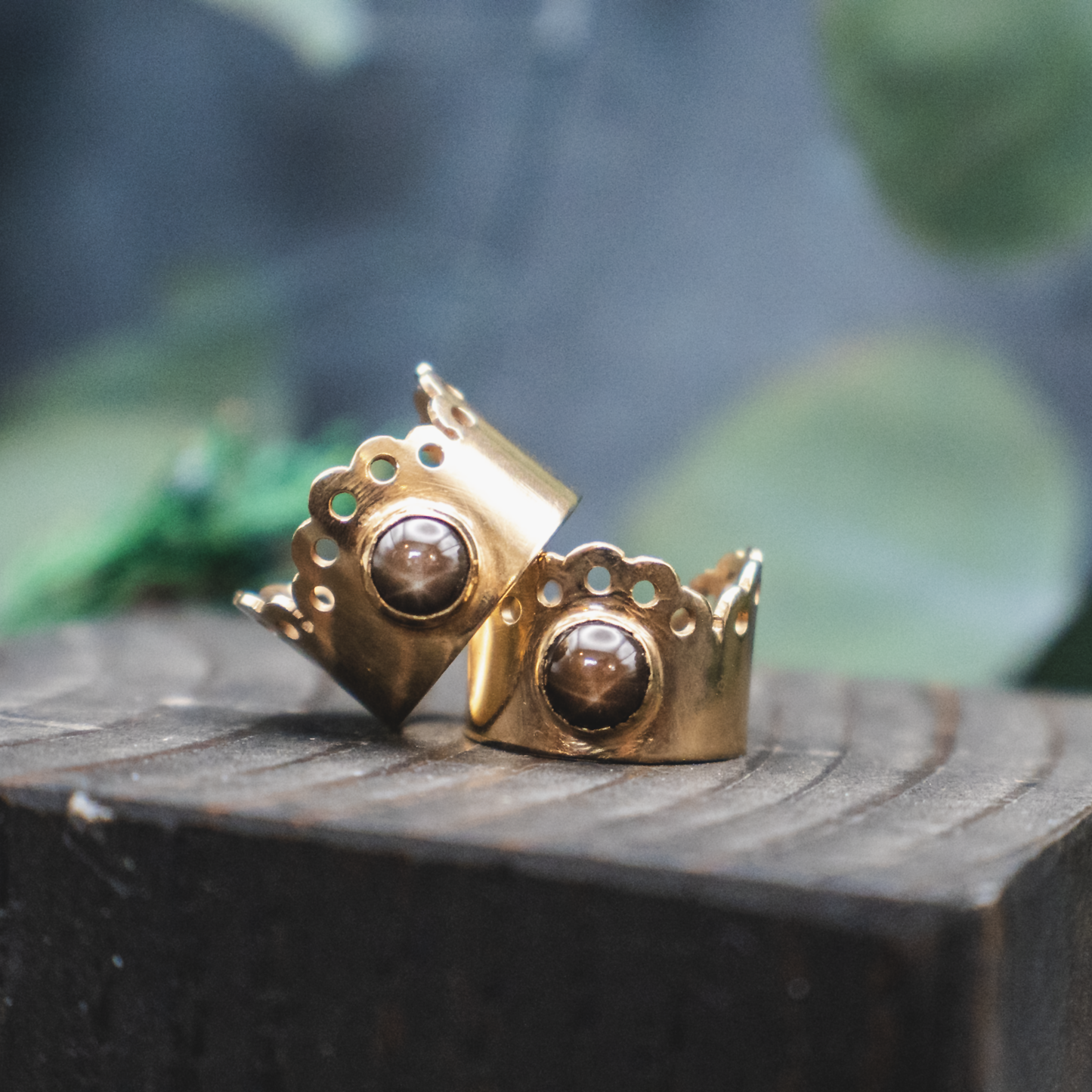 Lacecrown Ring - 18k Gold Vermeil Star Sapphire Ring