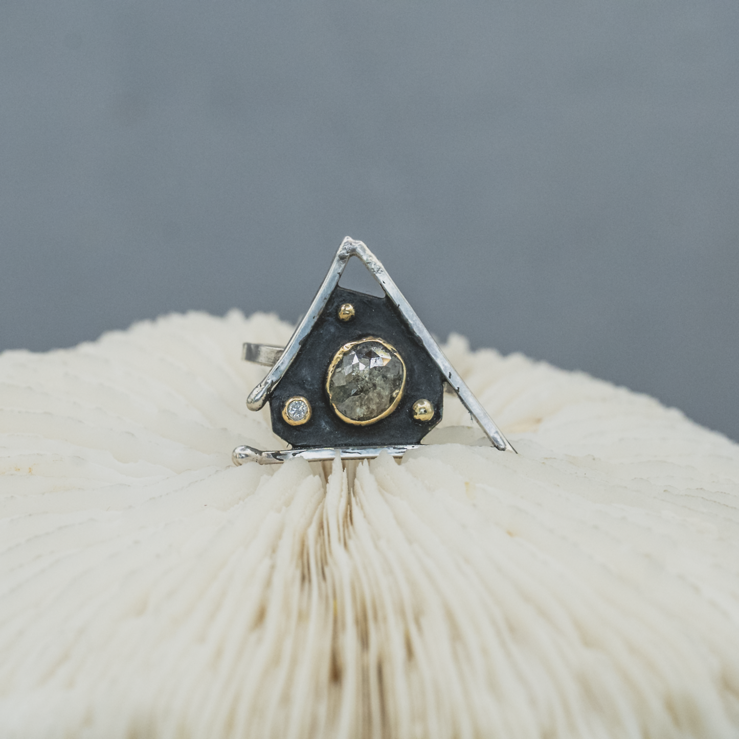 Altar Ring VII