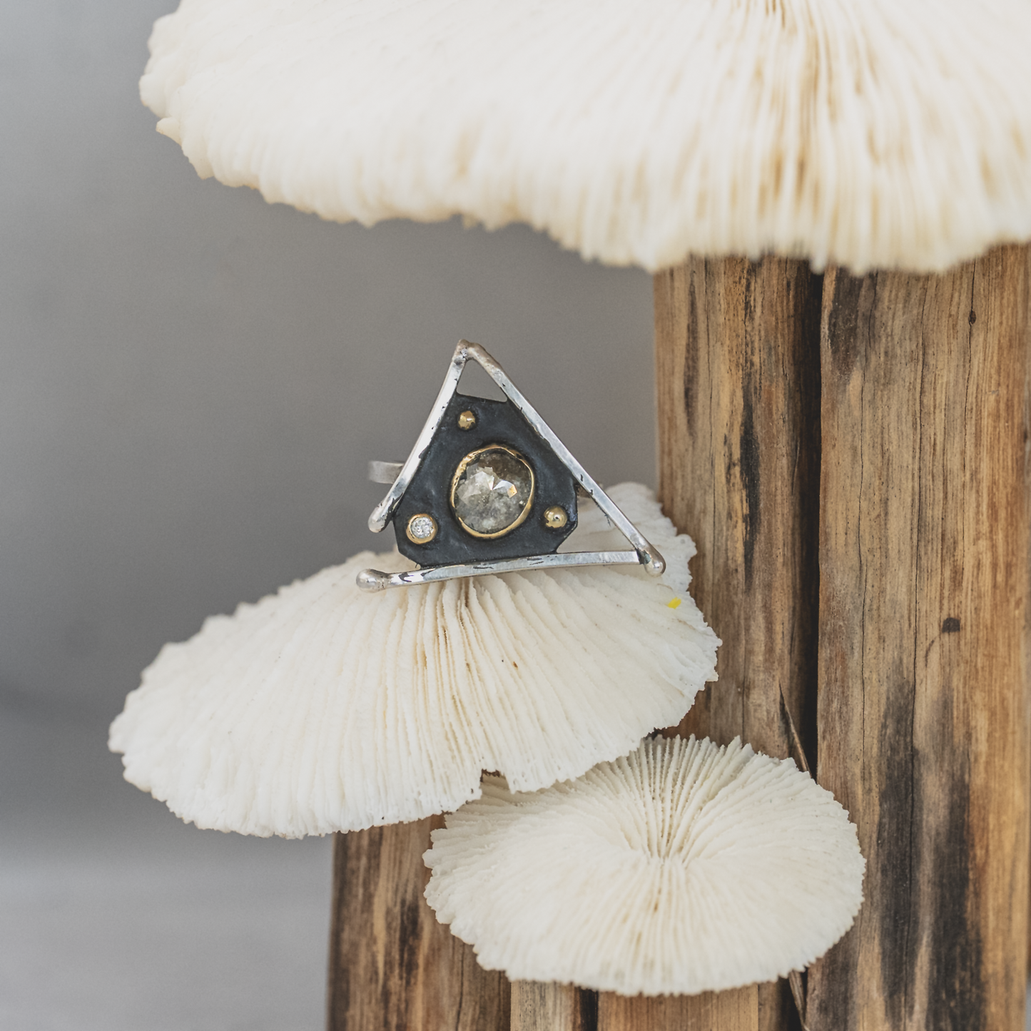 Altar Ring VII