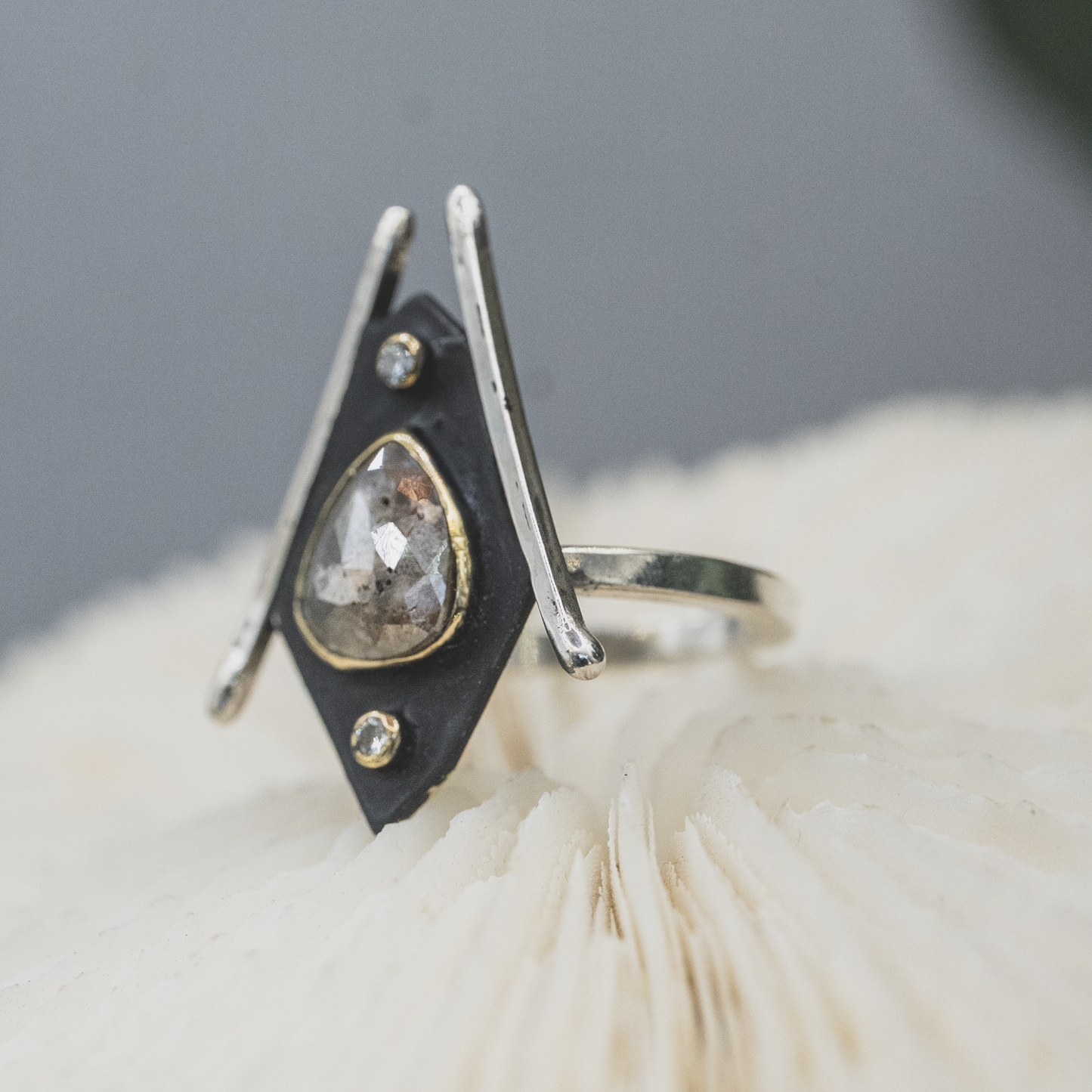Altar Ring V