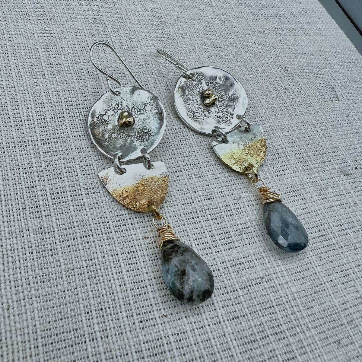 Tide Drop Aquamarine Earrings II